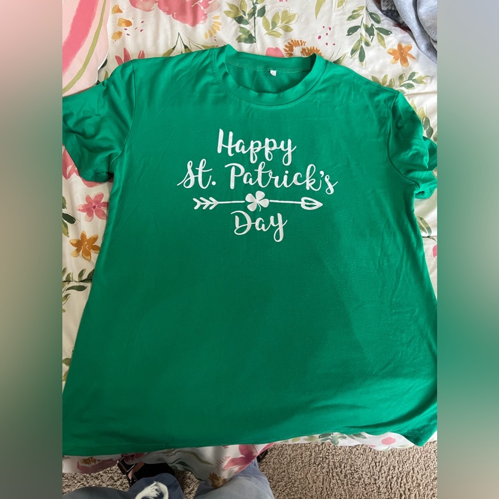 XL St. Patrick’s Day green t-shirt